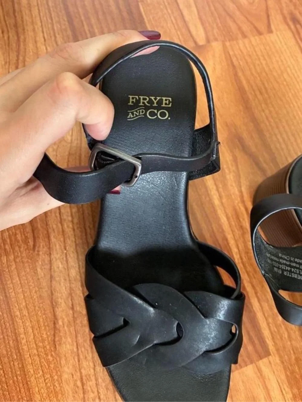 FRYE AND CO. black faux